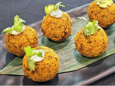 Handcrafted Falafel Bites